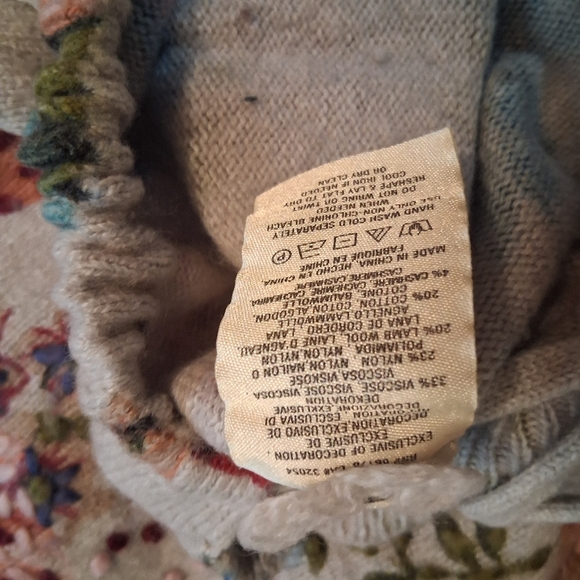EUC Anthropologie Angels of the North floral sweater Wool Cashmere Embroidered S - Picture 7 of 8